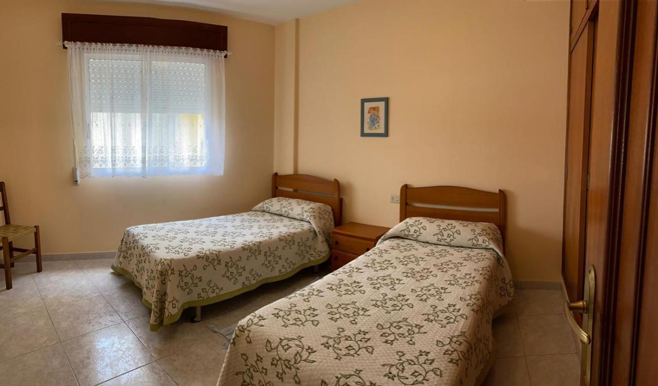 Apartamentos Camino Do Rio Эль-Грове Экстерьер фото