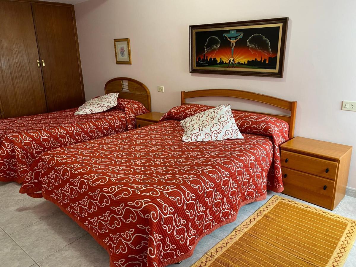 Apartamentos Camino Do Rio Эль-Грове Экстерьер фото